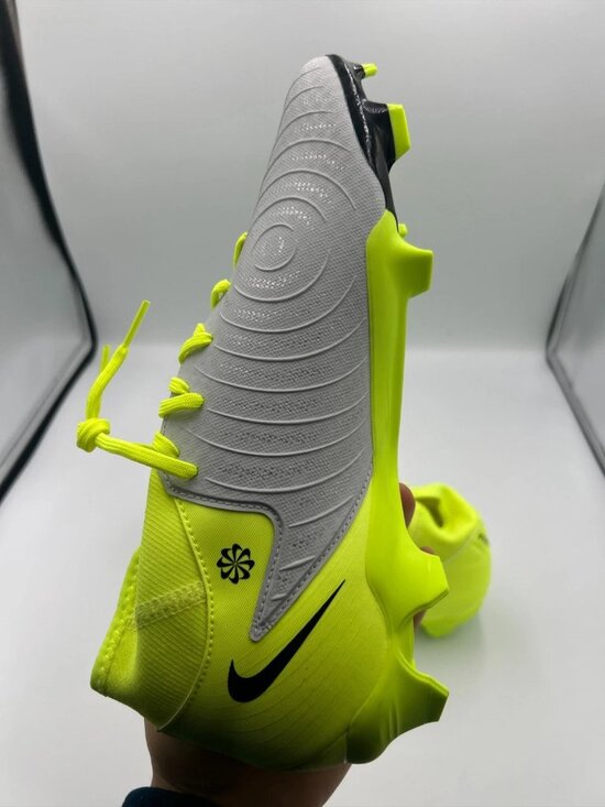 New Nike Phantom Luna 2 Academy Mens FG MG Volt Soccer Cleats Size 9 FD6725-003 main image 7